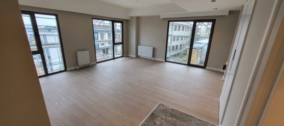 Apartment 1+1 in Istanbul, Turkey No. 17482 17