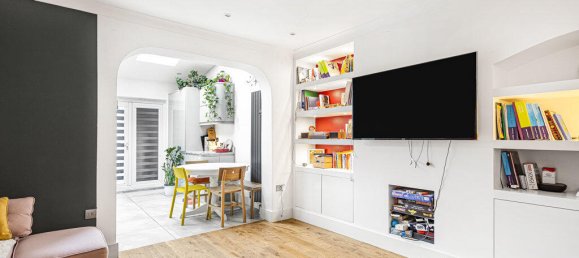 3 bedrooms House in Twickenham, United Kingdom No. 8494 2