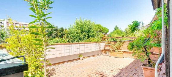 Квартира с 2 спальнями в Ро, Италия № 259661 17