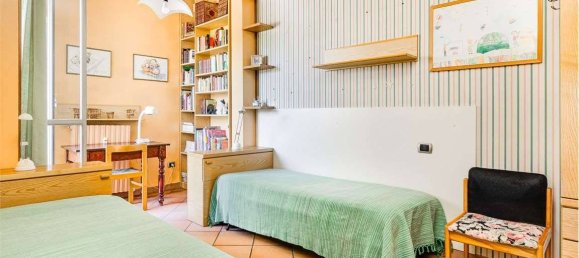 Квартира с 2 спальнями в Ро, Италия № 259661 15