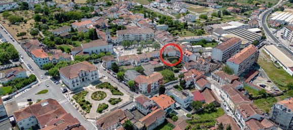 3 bedrooms House in Lousa, Portugal No. 24390 5