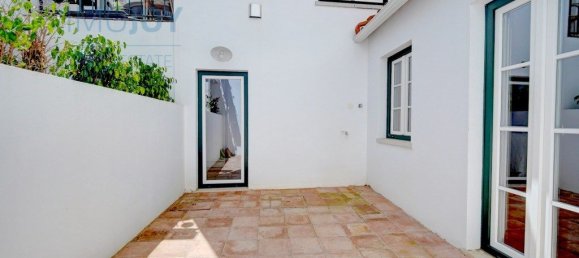 4 Schlafzimmer Doppelhaus in Cascais, Portugal, Nr. 203309 2