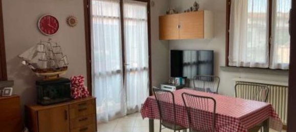 3-salle Appartement à Osio Sopra, Italy No. 182826 10