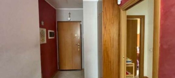 3-salle Appartement à Osio Sopra, Italy No. 182826 6