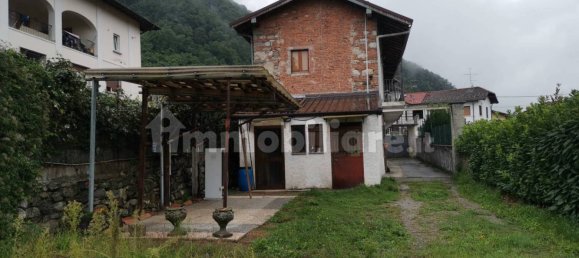2 bedrooms Apartment in Cuveglio, Italy No. 359293 16