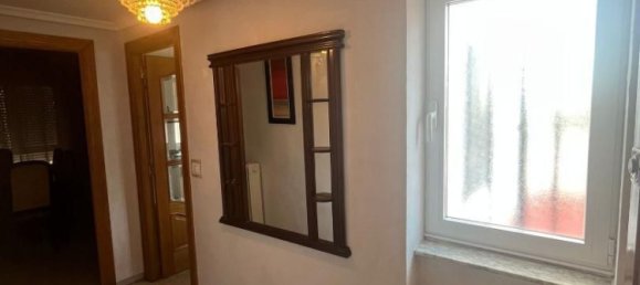 3 bedrooms Apartment in Leon, Spain No. 188208 2