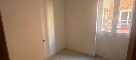 3 bedrooms Apartment in Leon, Spain No. 188208 10