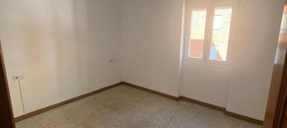 3 bedrooms Apartment in Leon, Spain No. 188208 9