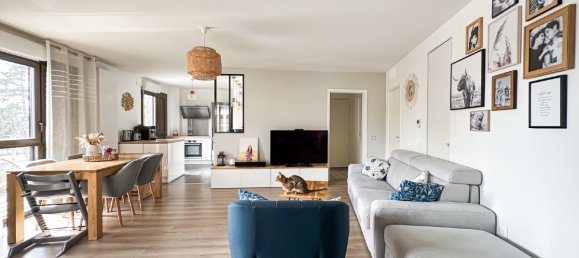 3 bedrooms Apartment in Bailly, France No. 196822 2