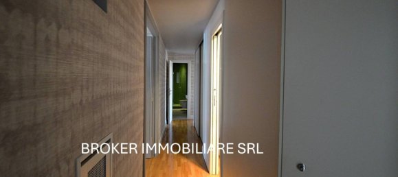 2 bedrooms Apartment in Rome, Italy No. 370460 7