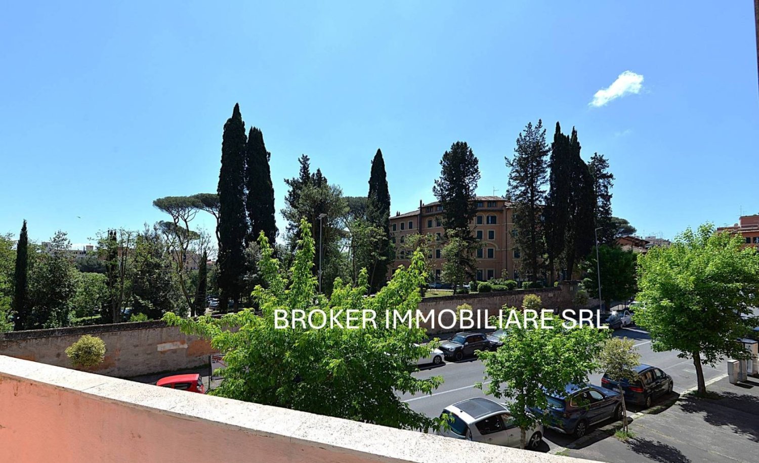 2 bedrooms Apartment in Rome, Italy No. 370460