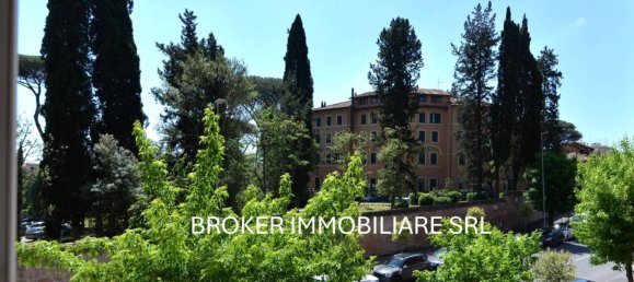 2 bedrooms Apartment in Rome, Italy No. 370460 2