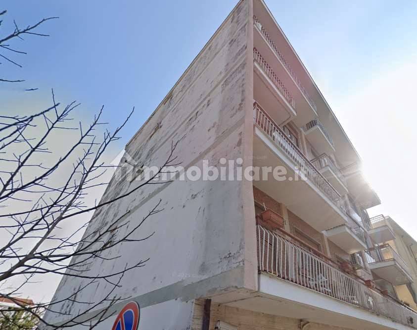 Apartamento de 2 dormitorios en Caselle Torinese, Italy No. 280667