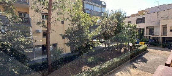 4 rooms Apartment in Bari, Italy No. 22623 18