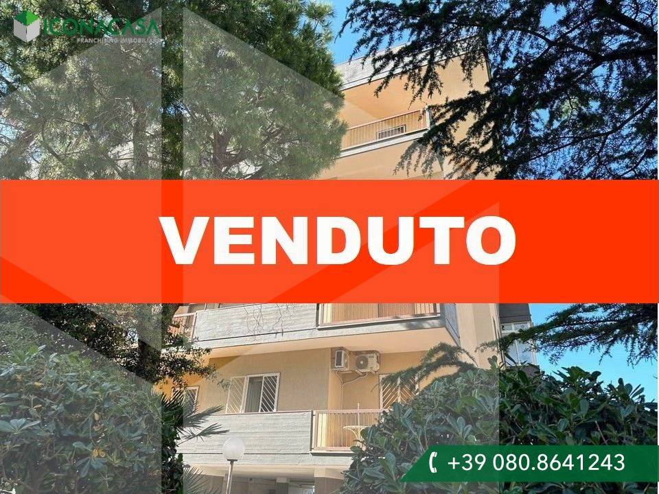 4 rooms Apartment in Bari, Italy No. 22623