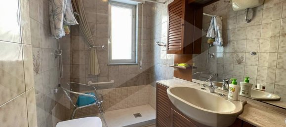 4 rooms Apartment in Bari, Italy No. 22623 14