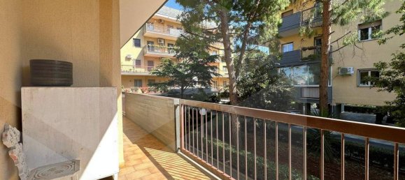 4 rooms Apartment in Bari, Italy No. 22623 11