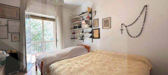 4 rooms Apartment in Bari, Italy No. 22623 15