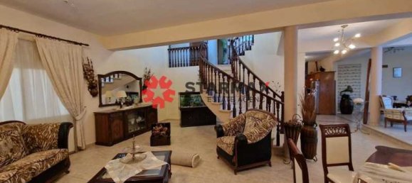 5 bedrooms Commercial property in Pyla, Cyprus No. 80799 12