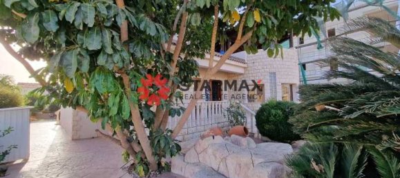 5 bedrooms Commercial property in Pyla, Cyprus No. 80799 2