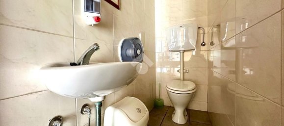 209m² Commercial property in Pozzolo Formigaro, Italy No. 62475 11