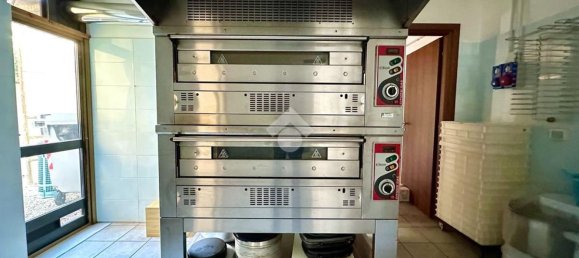 209m² Commercial property in Pozzolo Formigaro, Italy No. 62475 19