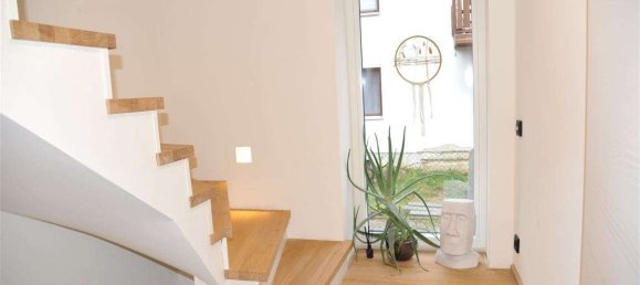 4 bedrooms House in Augsburg, Germany No. 14004 16