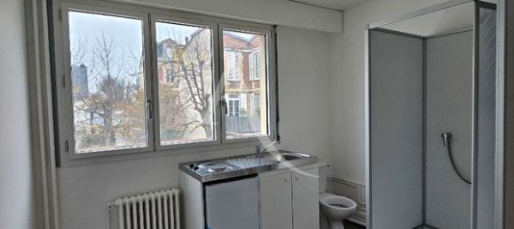 Studio in Reims, France, Nr. 78696 2