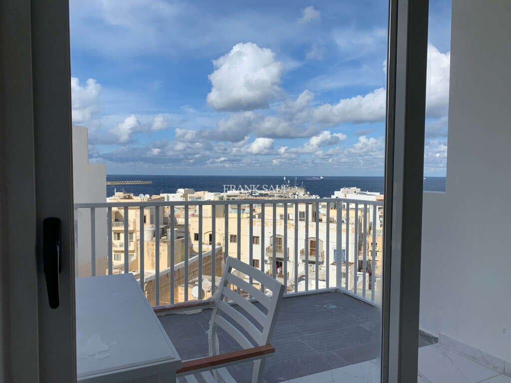 Penthouse T2 em Saint Paul's Bay, Malta N.º 7251