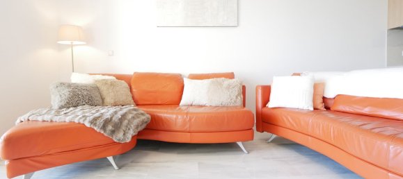 Apartamento de 3 dormitorios en Marbella, Spain No. 37677 8