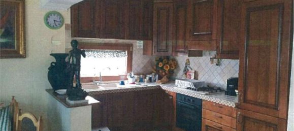 4-salle Appartement à Genzano di Roma, Italy No. 195761 5