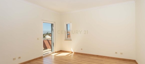 4 Schlafzimmer Villa in Setubal, Portugal, Nr. 118964 40