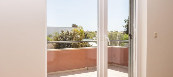 4 Schlafzimmer Villa in Setubal, Portugal, Nr. 118964 32