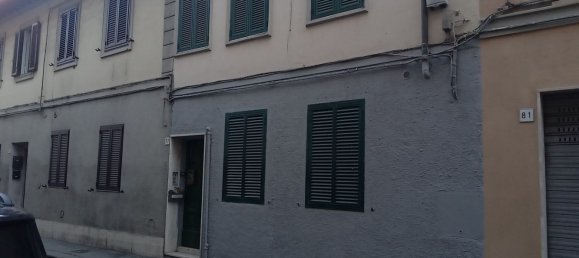 Estudio en Livorno, Italy No. 48301 14