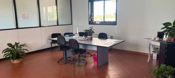 3000m² Warehouse in Faenza, Italy No. 372062 11