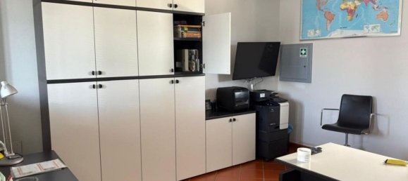 3000m² Warehouse in Faenza, Italy No. 372062 9