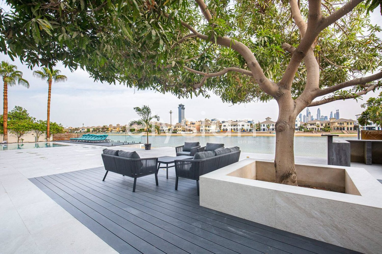 7 bedrooms Villa in Palm Jumeirah, UAE No. 94227