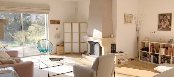 5 bedrooms House in Villennes-sur-Seine, France No. 146628 4