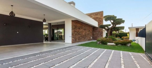 4 bedrooms Villa in Corroios, Portugal No. 143268 16