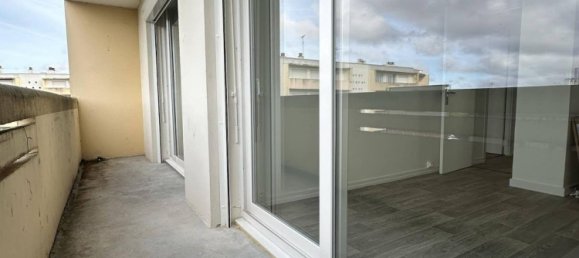 2 bedrooms Apartment in Laon, France No. 230474 5