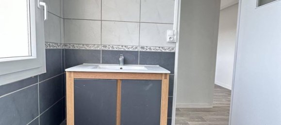 2 bedrooms Apartment in Laon, France No. 230474 10