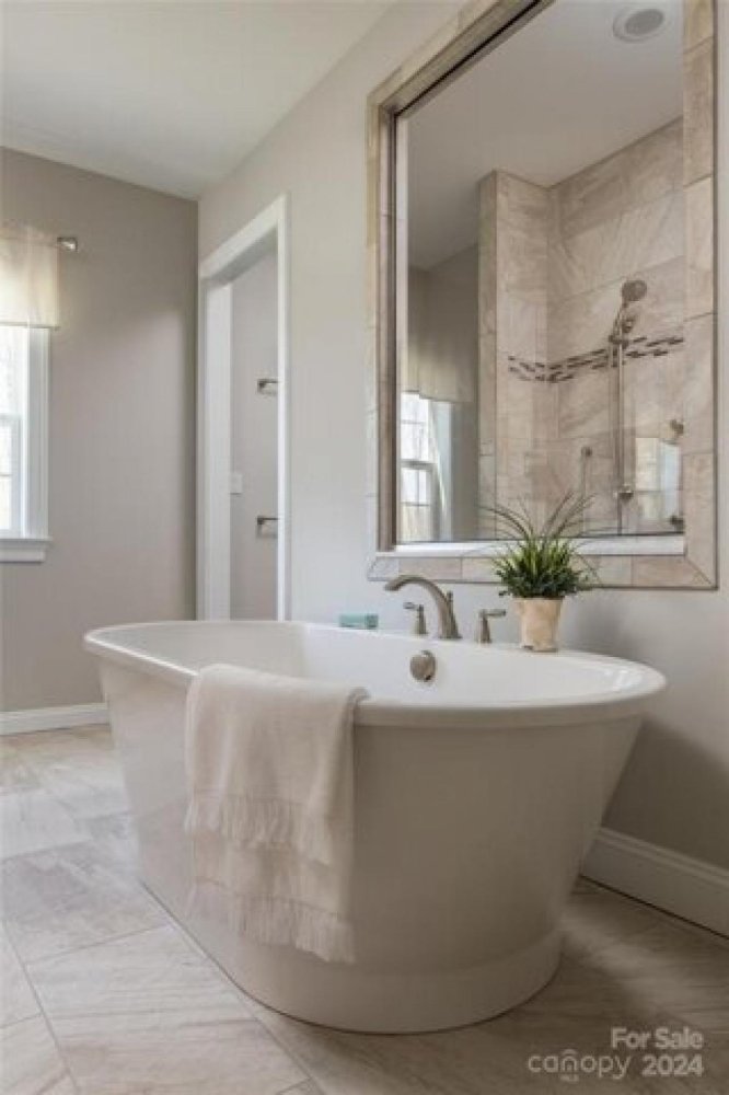 4 Schlafzimmer Haus in Belmont, USA, Nr. 278453