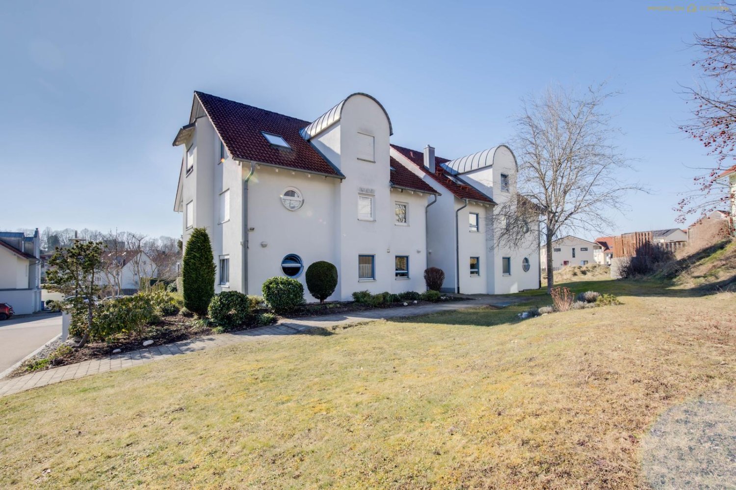 Квартира с 3 спальнями в Баден-Вюртемберг, Германия № 31580