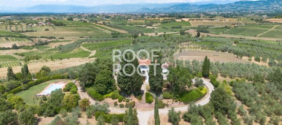 Villa de 11 dormitorios en Vinci, Italy No. 318788 2
