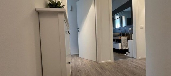 3غرفة شقة في Correggio, Italy رقم 7387 7