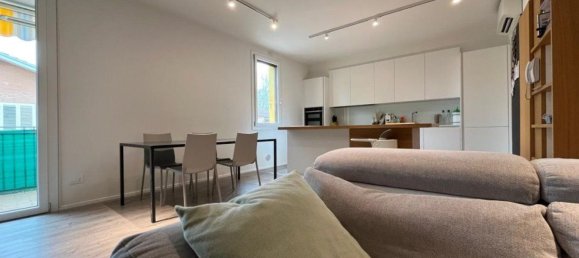 3غرفة شقة في Correggio, Italy رقم 7387 3