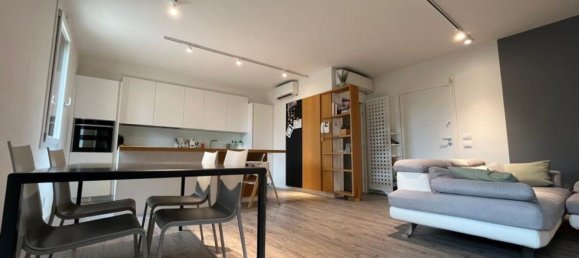 3غرفة شقة في Correggio, Italy رقم 7387 2