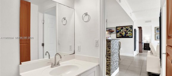 2 Schlafzimmer Gewerbliche Immobilien in Miami, USA, Nr. 615780 8