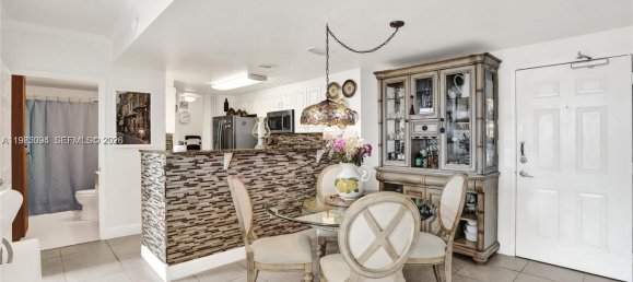 2 Schlafzimmer Gewerbliche Immobilien in Miami, USA, Nr. 615780 5
