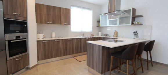 2 chambres Appartement à Saint Julian's, Malta No. 4337 6